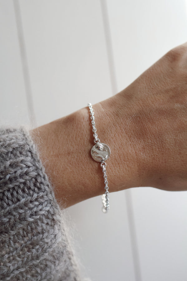 Wave bracelet