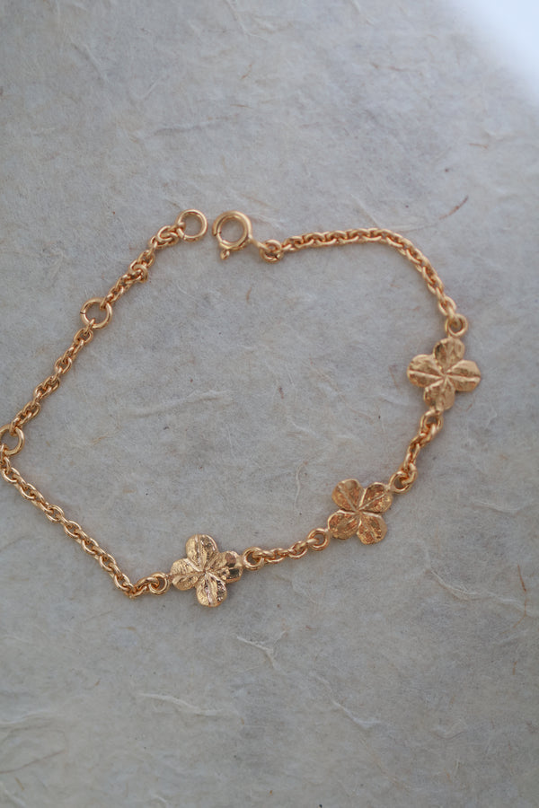 Clover bracelet