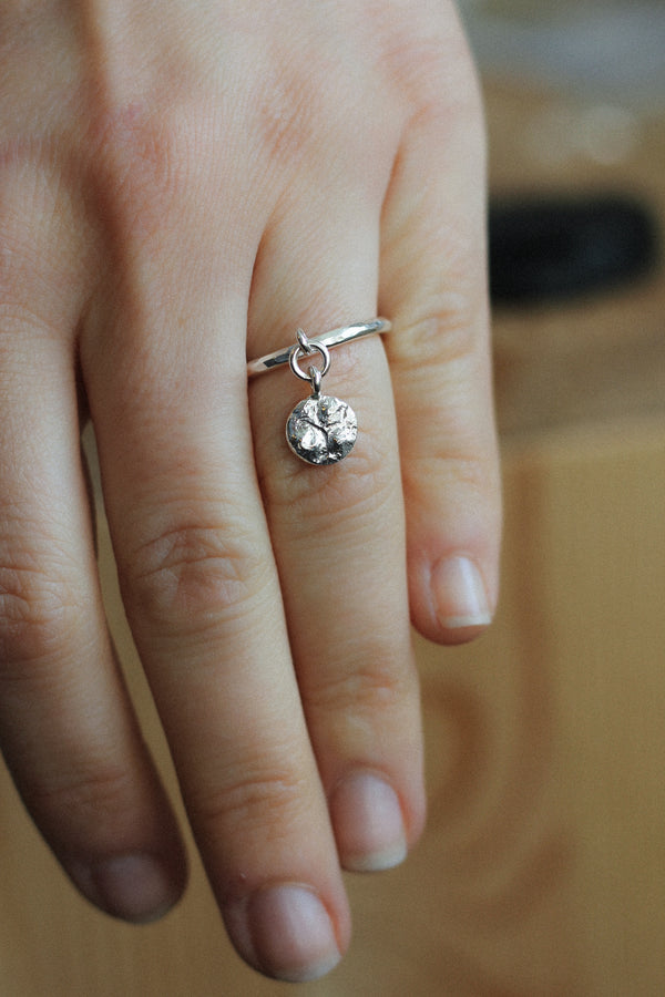 Wave ring