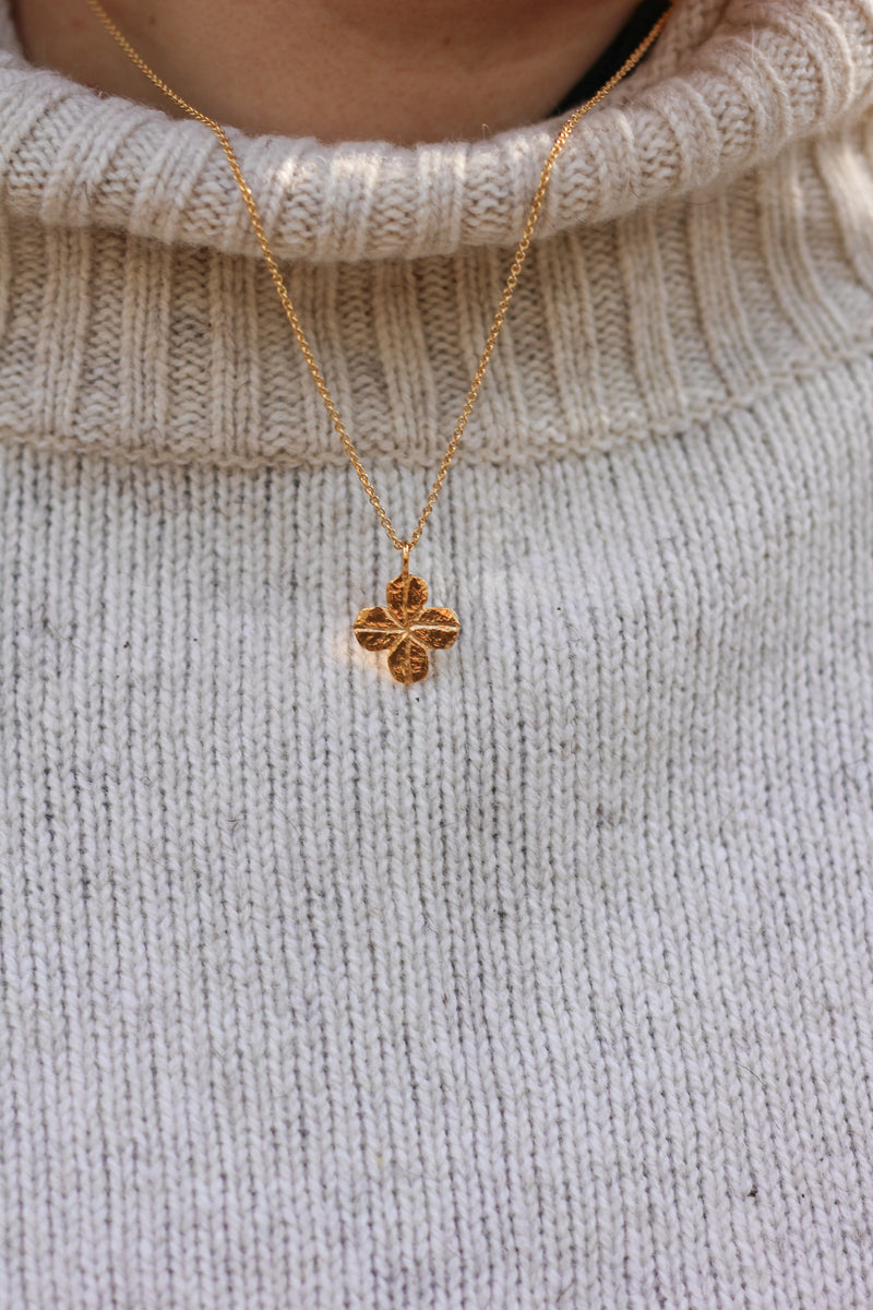 Clover necklace large