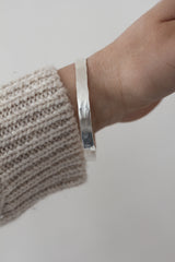 Dew bangle